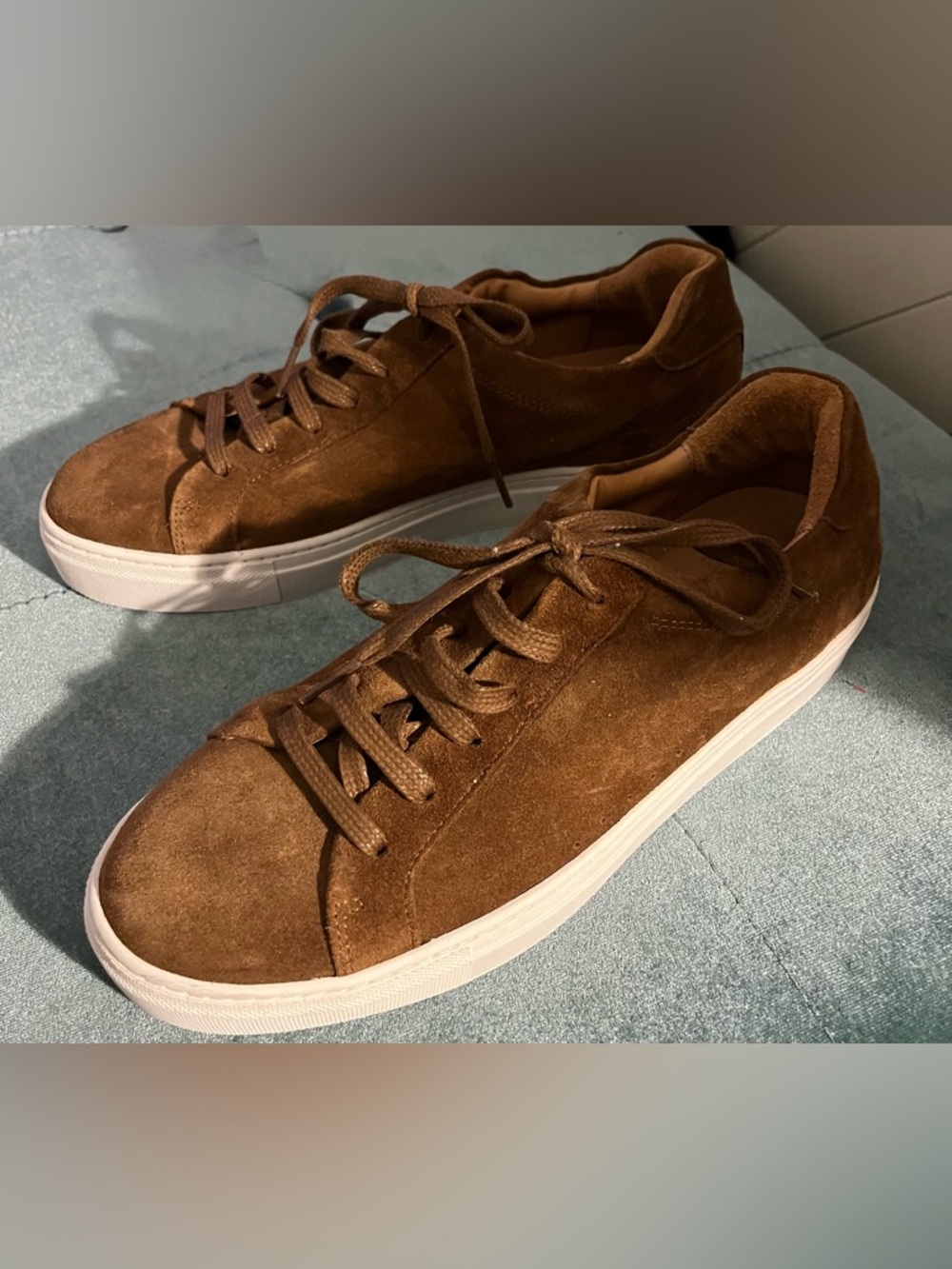 Pied de Biche Men’s Tan Suede Sneakers size 42 (8.5/9 US) NWOT